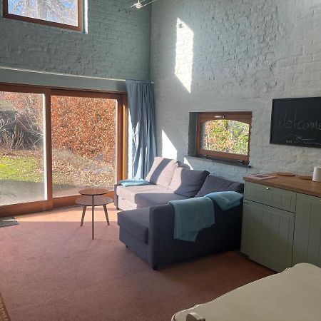 Вилла Cosy Little House Kraainem Экстерьер фото